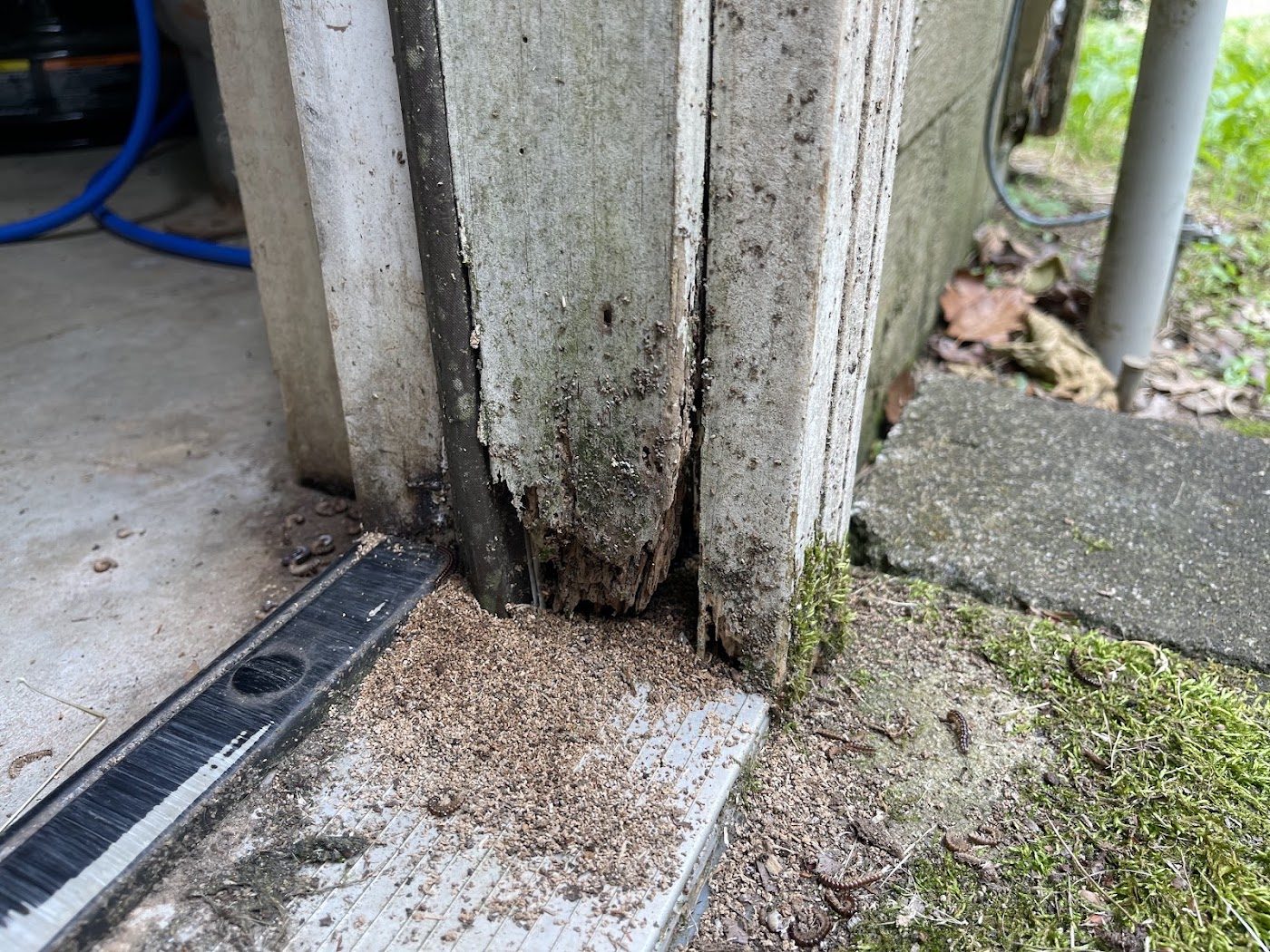 Rot at a support post